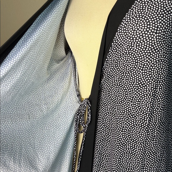 RENE ROFE Sleepwear Medium Black White Geometric Print Lightweight Robe‎ Knee - Picture 5 of 9